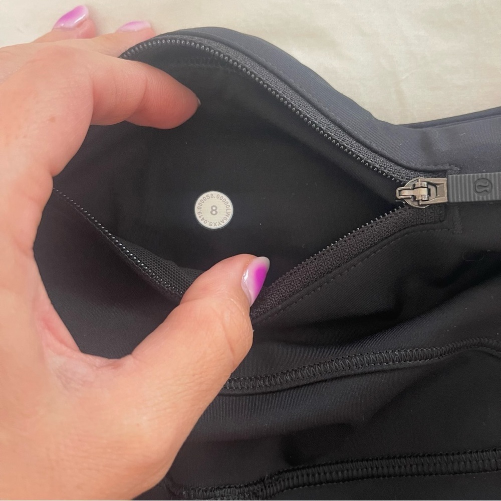 Lululemon Black Leggings- Cropped - Picture 5 of 8